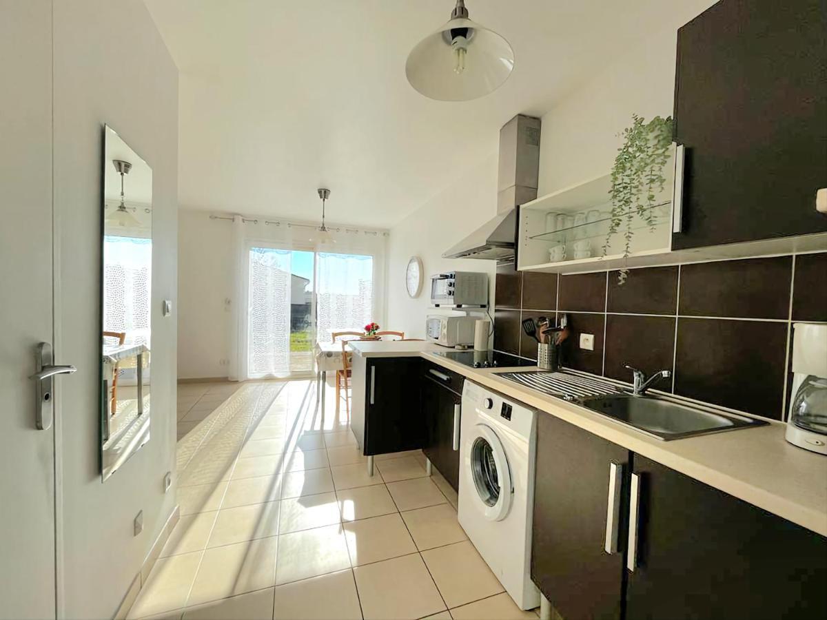 Logement Thermale Et De Tourisme Les Acacias 2 Jonzac Dış mekan fotoğraf